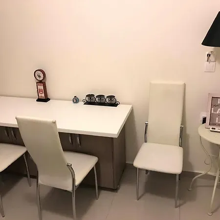 Smart Luxury Maisonette شقة خانيا
